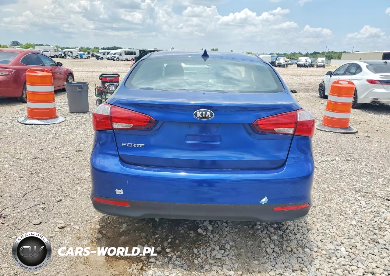 2017 Kia Forte Lx VIN:3KPFK4A74HE137775 - 6