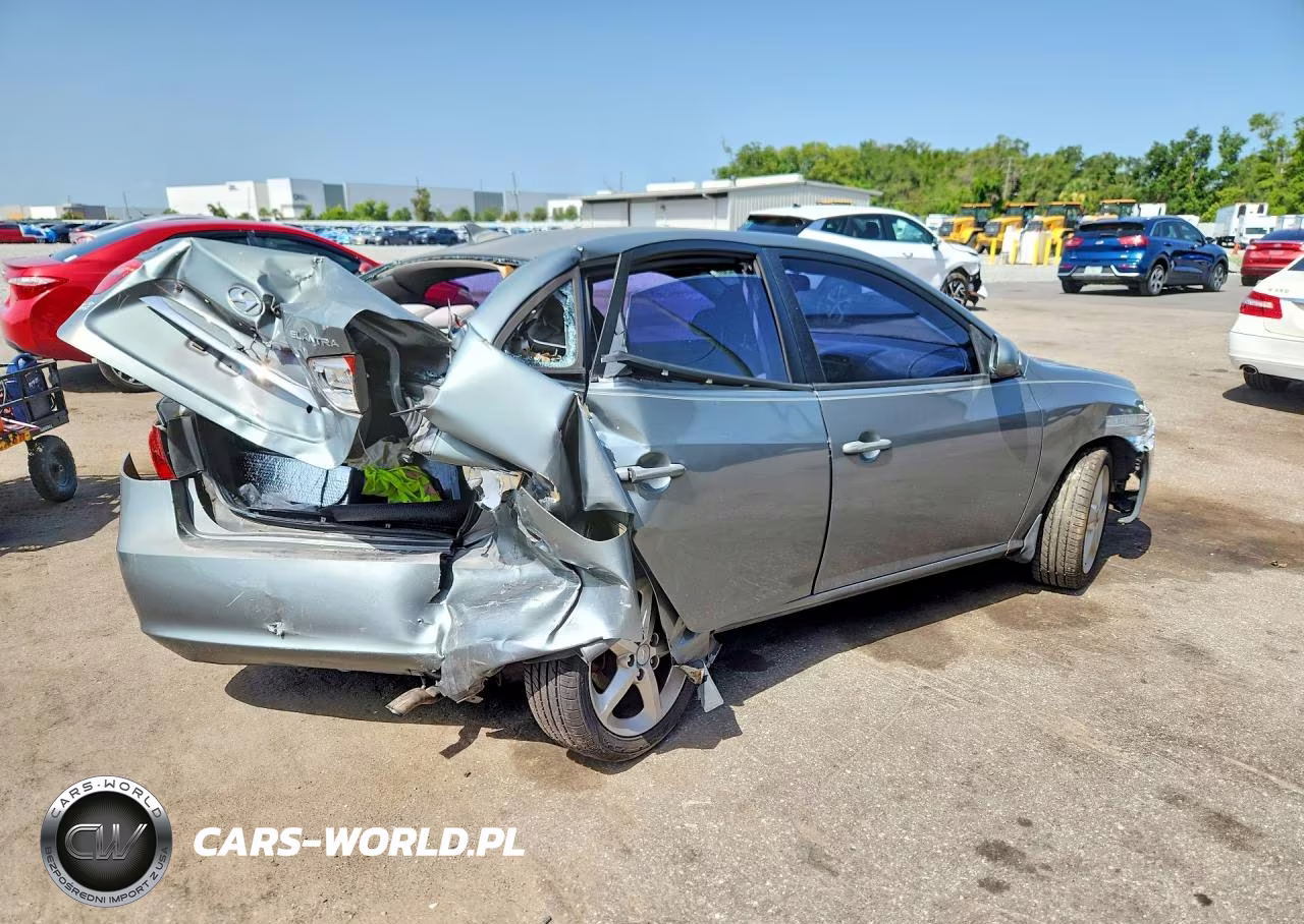 2010 Hyundai Elantra Gls VIN:KMHDU4AD1AU930042 - 3