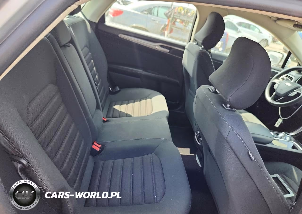 2019 Ford Fusion Se VIN:3FA6P0LU1KR108091 - 10