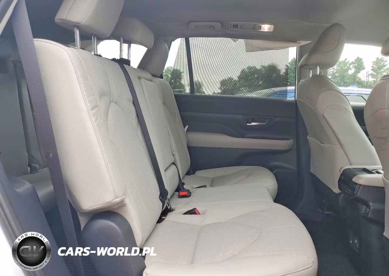 2024 Toyota Grand Highlander Limited VIN:5TDAAAB5XRS055615 - 11
