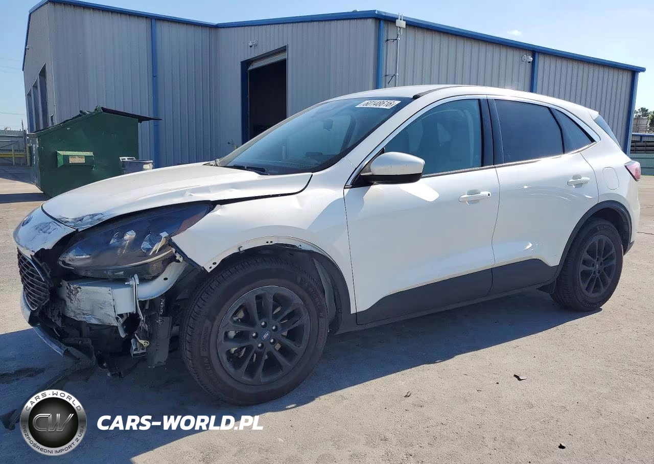 2021 Ford Escape Se