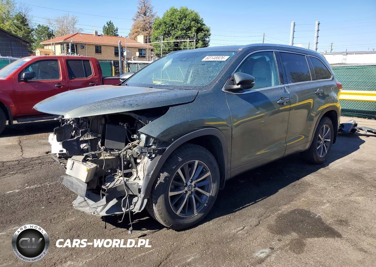 2017 Toyota Highlander Xle VIN:5TDJZRFH1HS391406 - 1