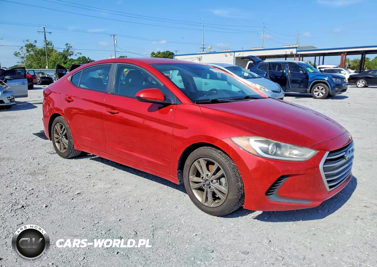 2018 Hyundai Elantra Sel VIN:5NPD84LF4JH323330 - 4