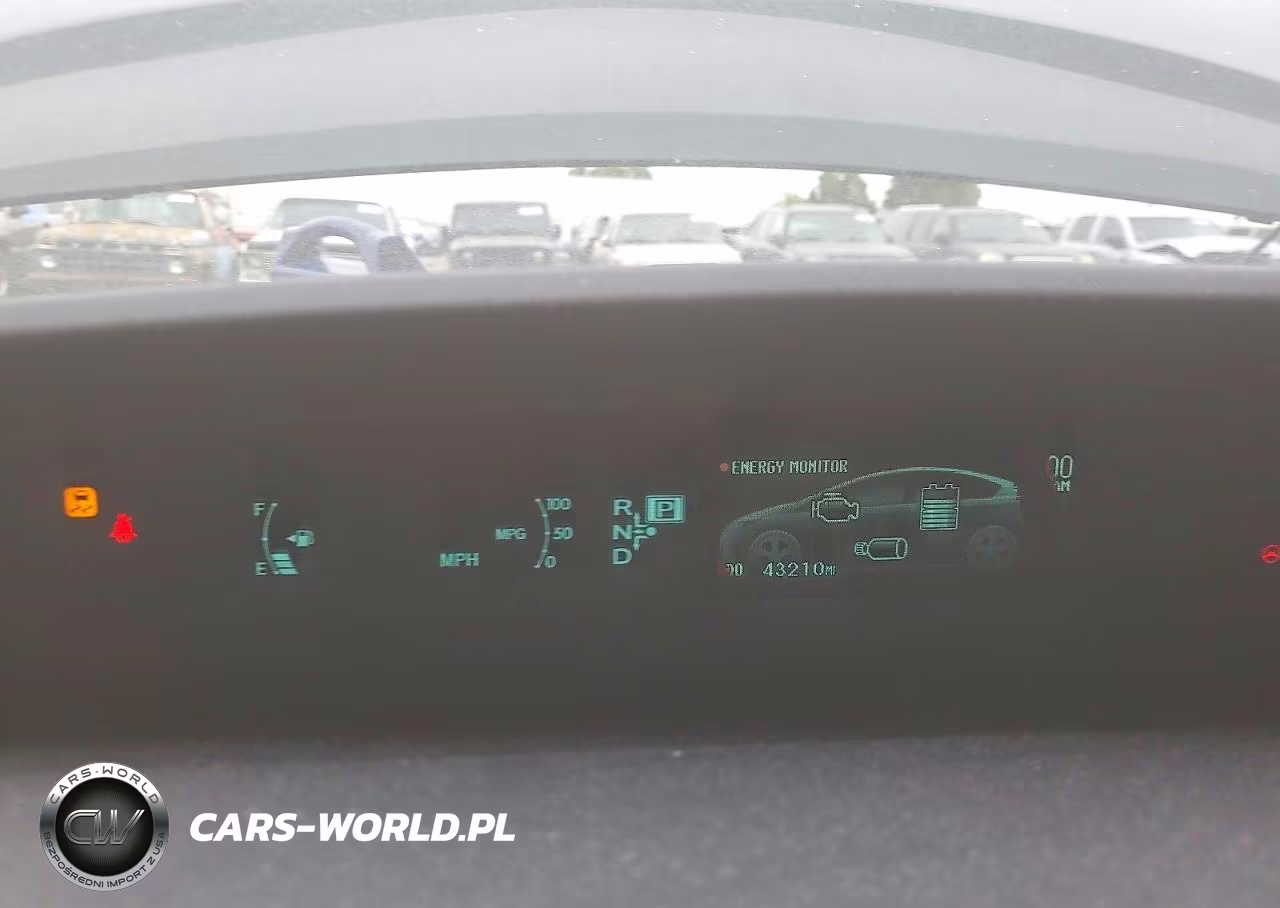2013 Toyota Prius Two VIN:JTDKN3DU7D1647343 - 9