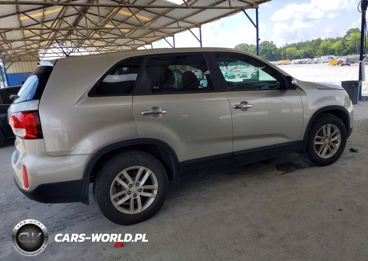 2015 Kia Sorento Lx VIN:5XYKT3A69FG578038 - 3