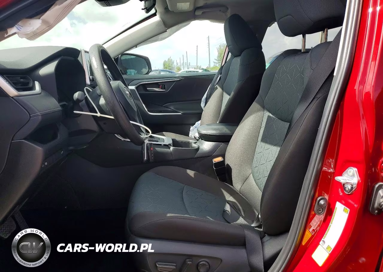 2025 Toyota Rav4 Xle VIN:2T3W1RFV8SW423860 - 7