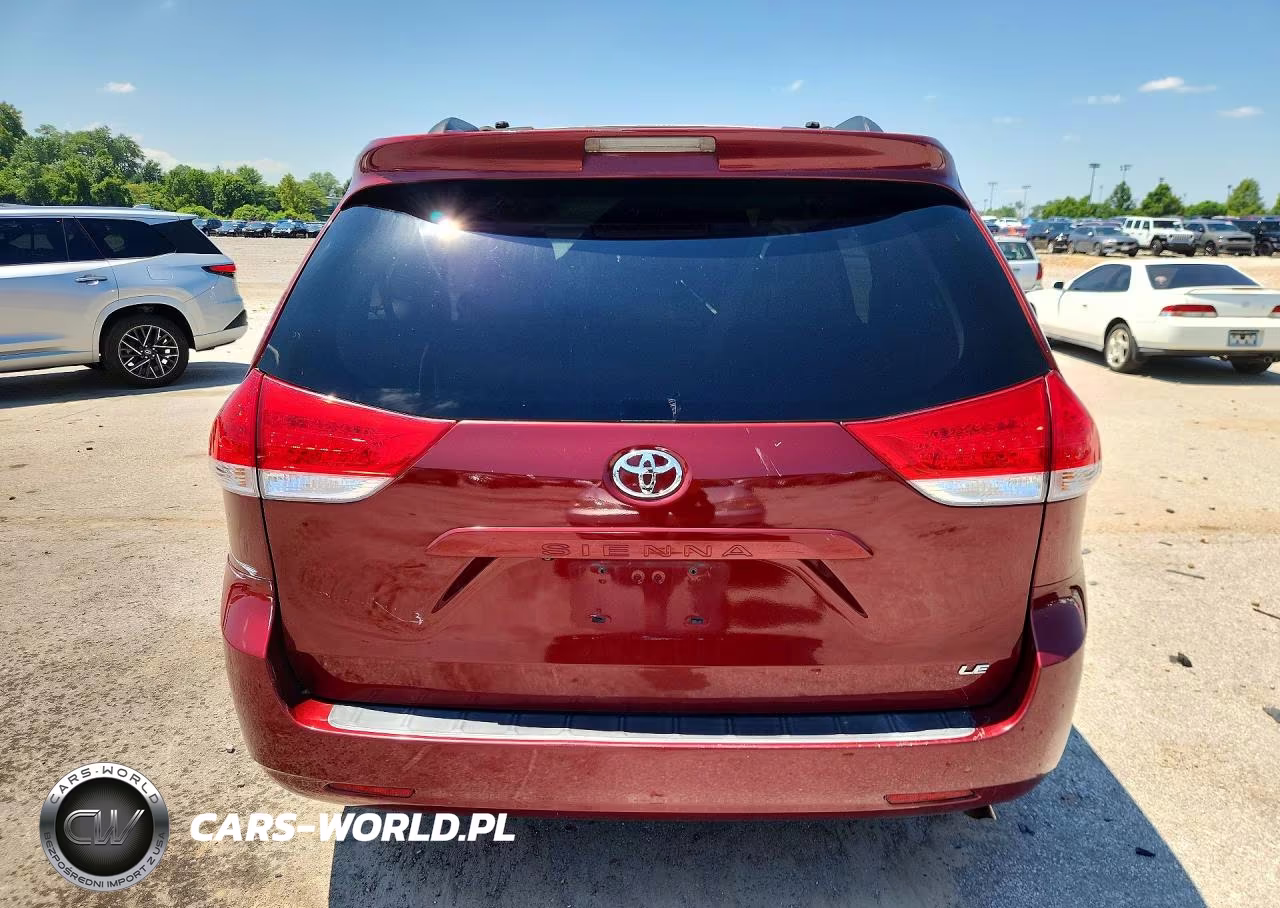 2011 Toyota Sienna Le VIN:5TDKK3DC4BS130260 - 6