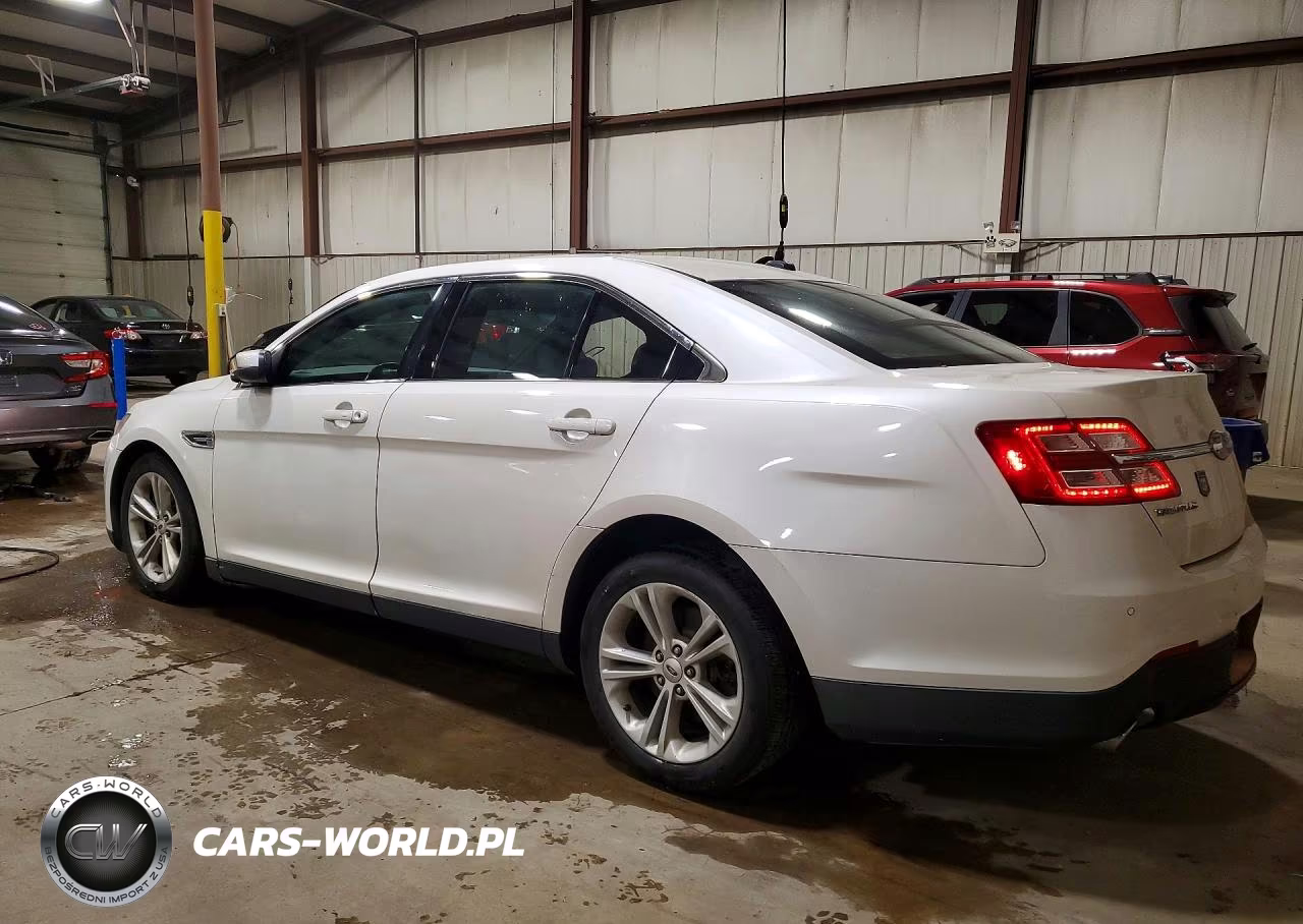 2015 Ford Taurus Sel VIN:1FAHP2E8XFG125165 - 2