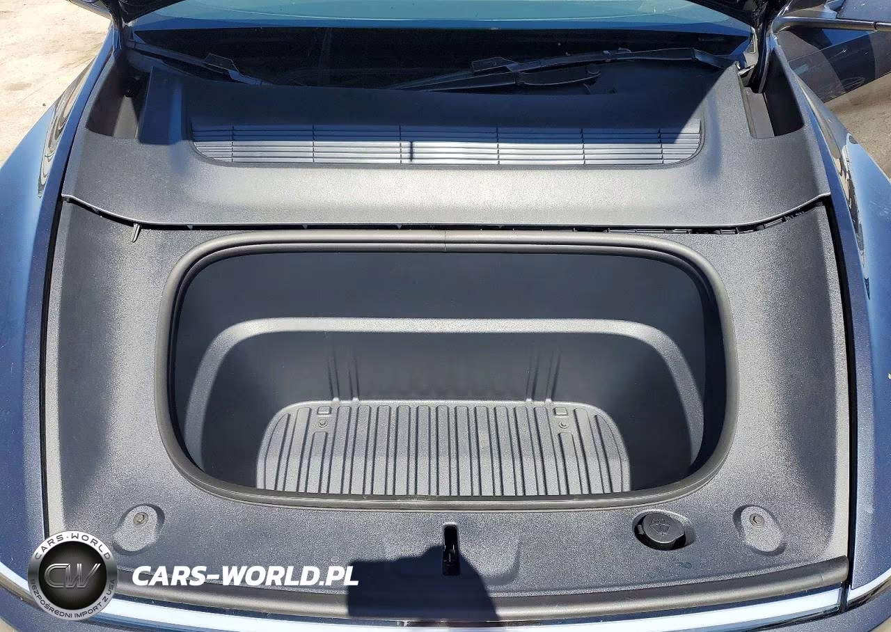 2026 Tesla Model Y VIN:7SAYGDEE7TF632934 - 11