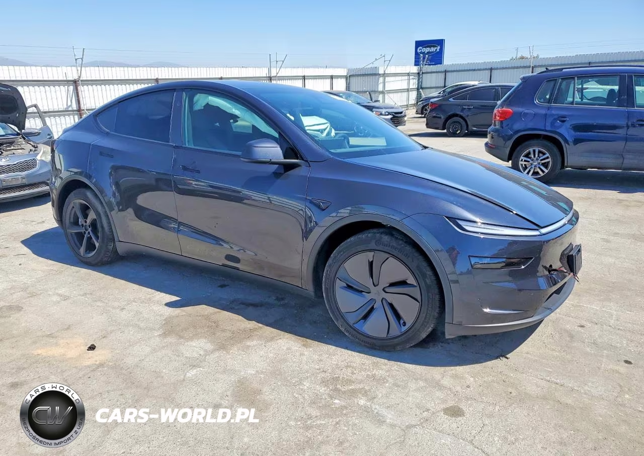 2026 Tesla Model Y VIN:7SAYGDEE7TF632934 - 4
