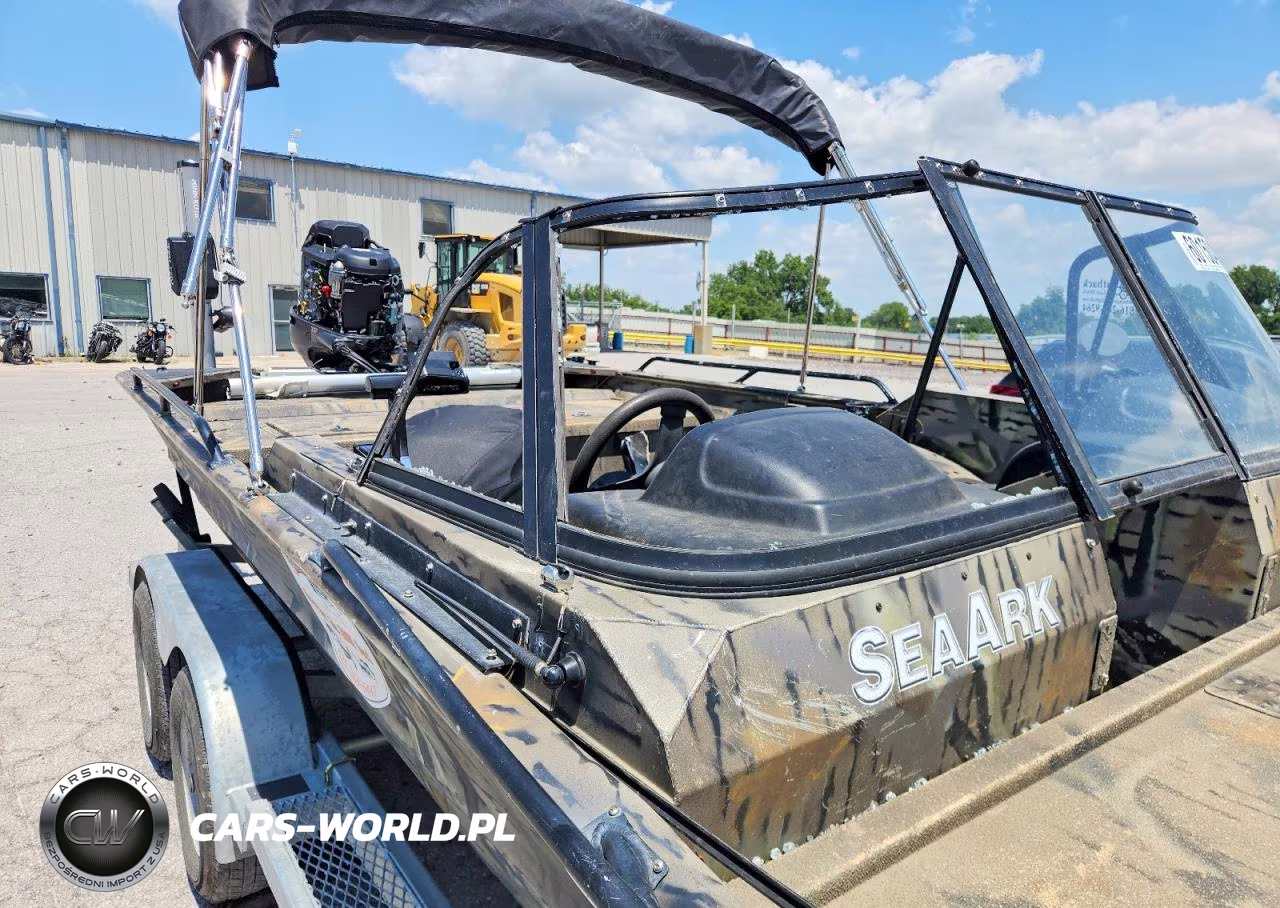 2022 Suzuki Boat - Trolling Motor VIN:S0M35607L112 - 9