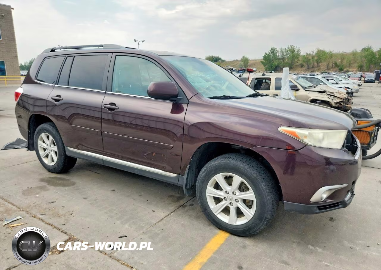 2013 Toyota Highlander Se VIN:5TDBK3EH5DS270136 - 4
