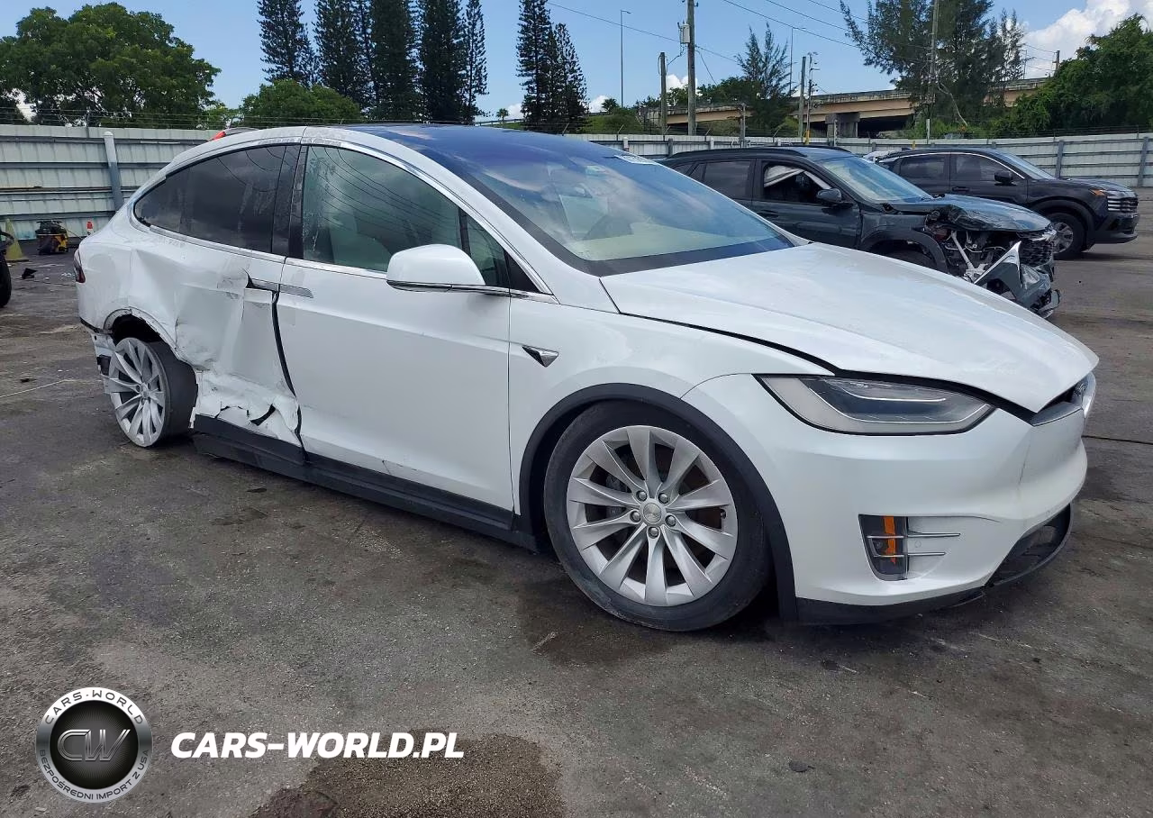 2021 Tesla Model X VIN:5YJXCBE21MF322567 - 4