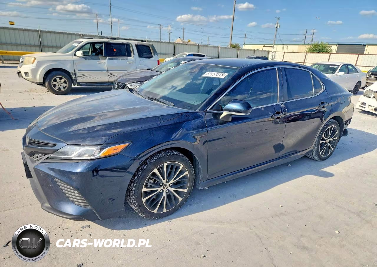 2020 Toyota Camry Se