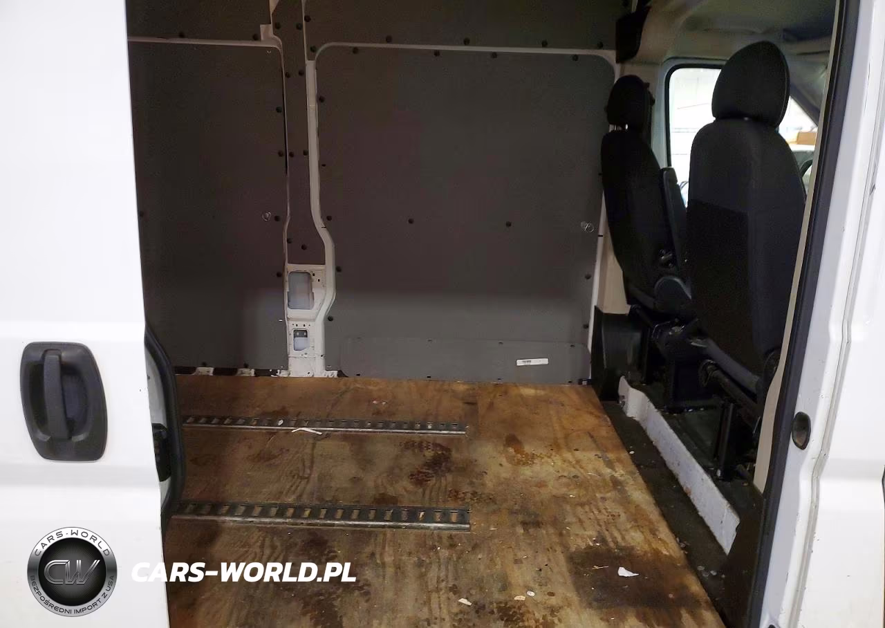 2018 Ram Promaster 2500 Delivery Van VIN:3C6TRVDG1JE118937 - 11