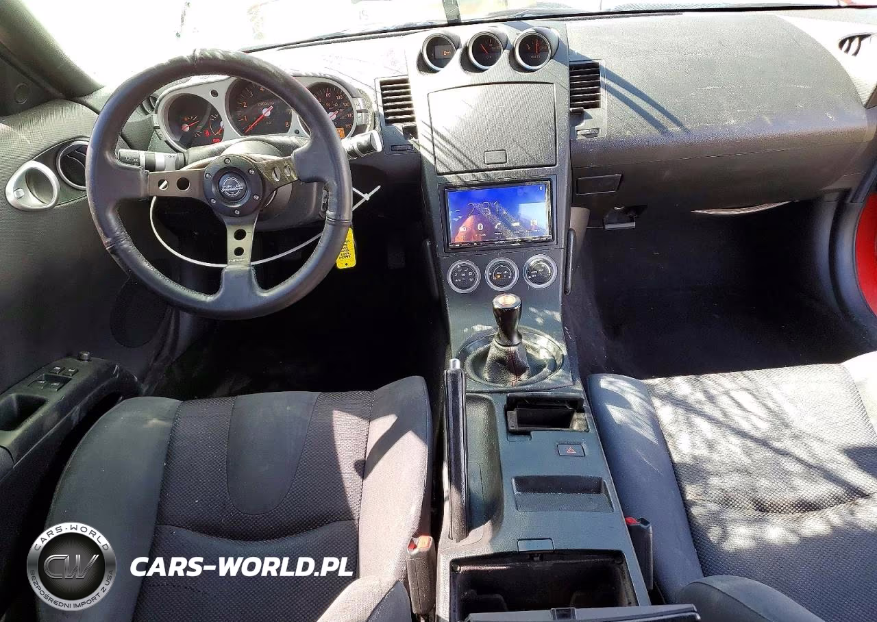 2005 Nissan 350Z Coupe VIN:JN1AZ34D75M600638 - 8