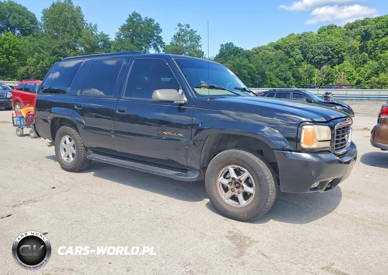 2000 Cadillac Escalade Luxury VIN:1GYEK63R6YR176324 - 4