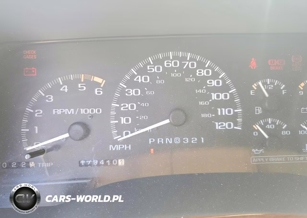 2000 Cadillac Escalade Luxury VIN:1GYEK63R6YR176324 - 9
