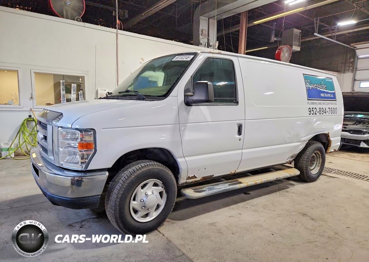 2014 Ford Econoline E250 Van – zdjęcie 1 z 13