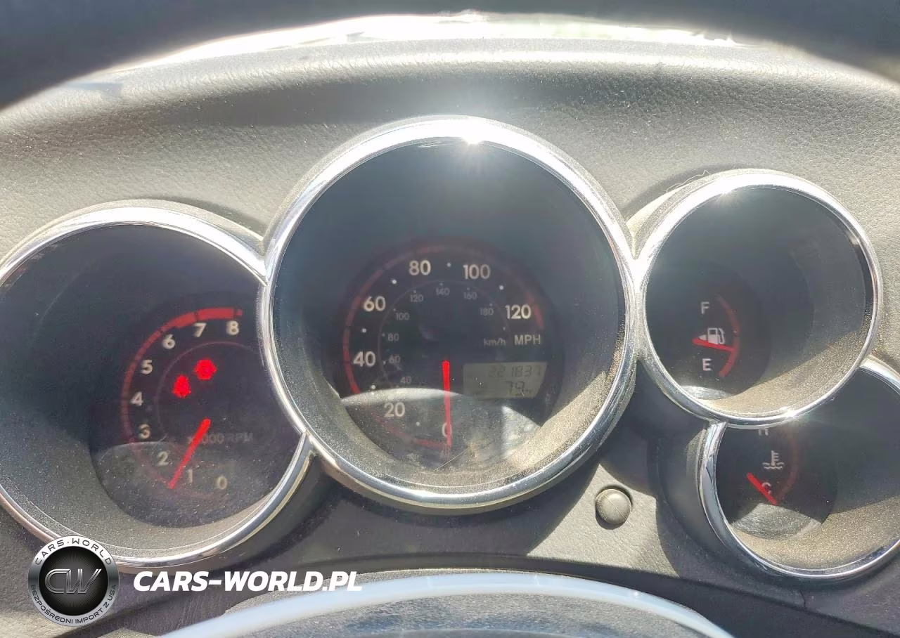 2007 Pontiac Vibe VIN:5Y2SL658X7Z414331 - 9