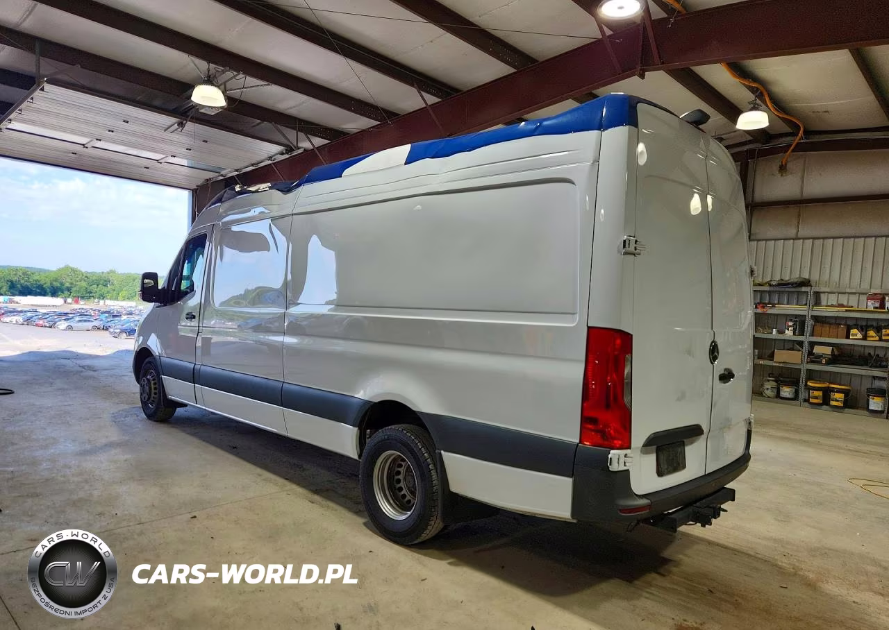 2024 Mercedes-Benz Sprinter 4500 Delivery Van VIN:W1Y9NC3Y7RT179060 - 2