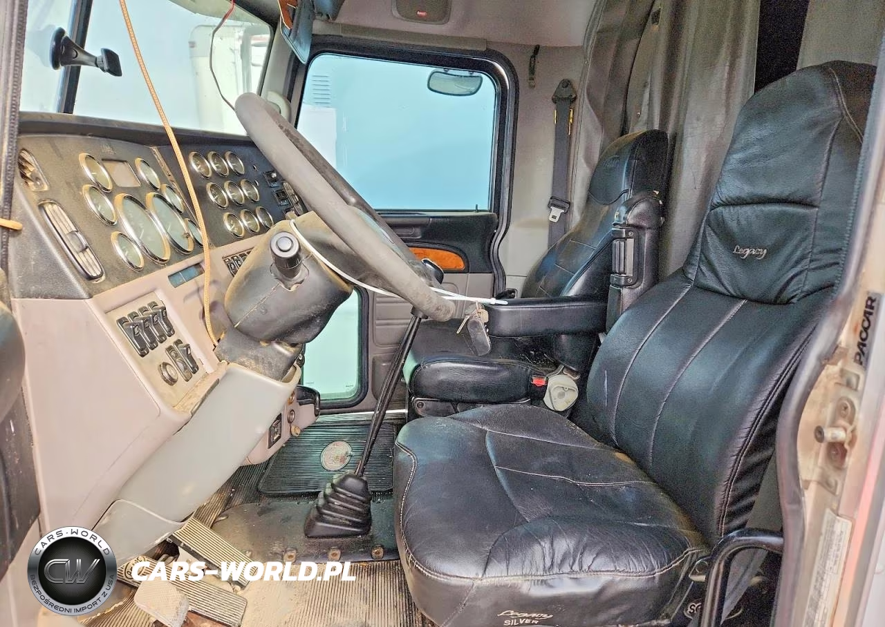 2011 Peterbilt 388 Semi Truck VIN:1XPWDP9X7BD126163 - 7
