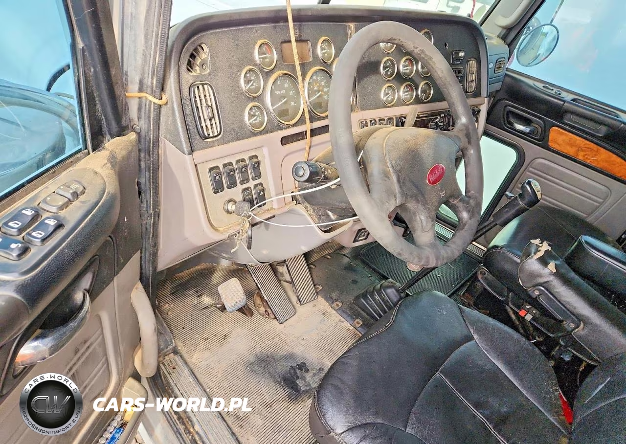 2011 Peterbilt 388 Semi Truck VIN:1XPWDP9X7BD126163 - 8
