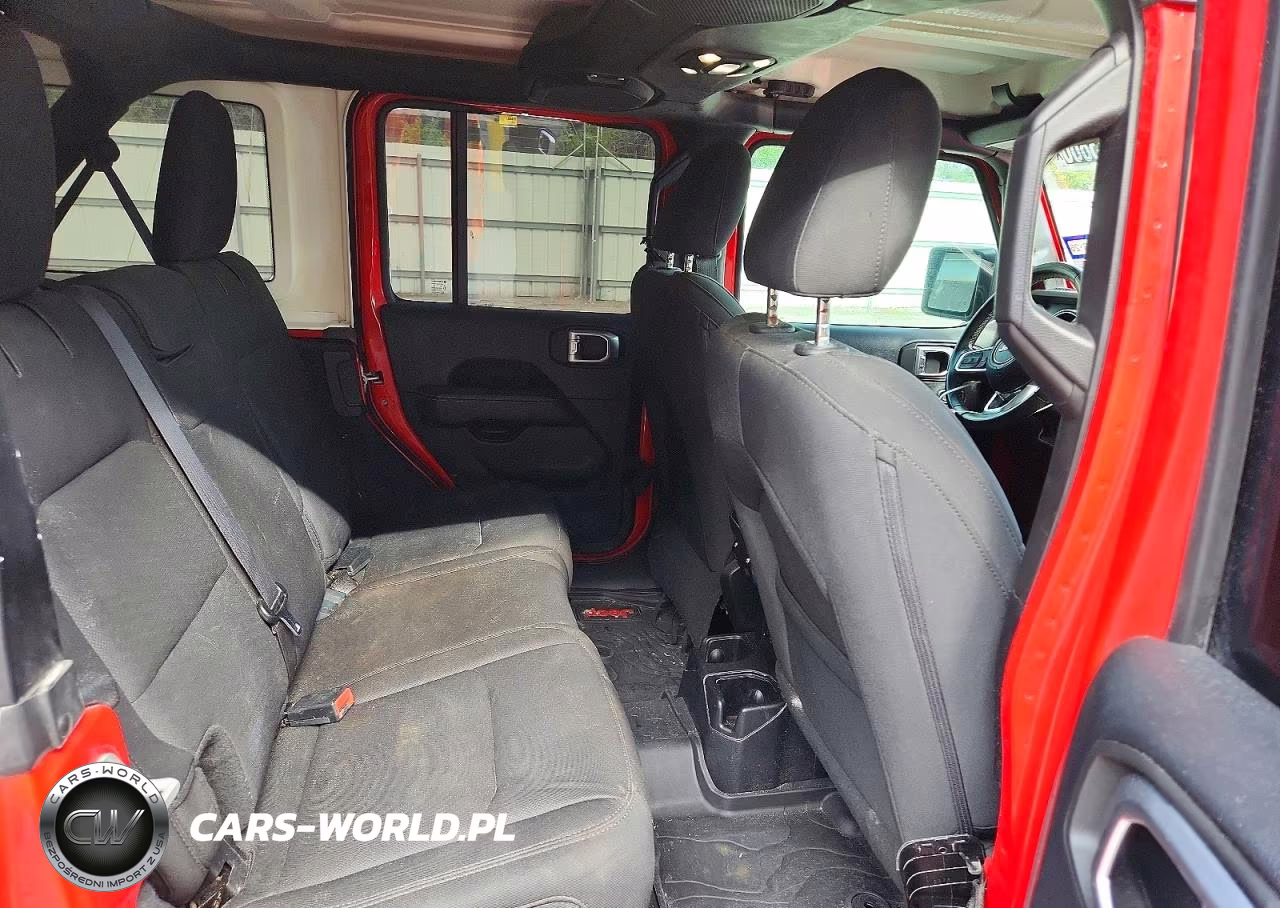 2019 Jeep Wrangler Unlimited Sahara VIN:1C4HJXEN8KW511307 - 11