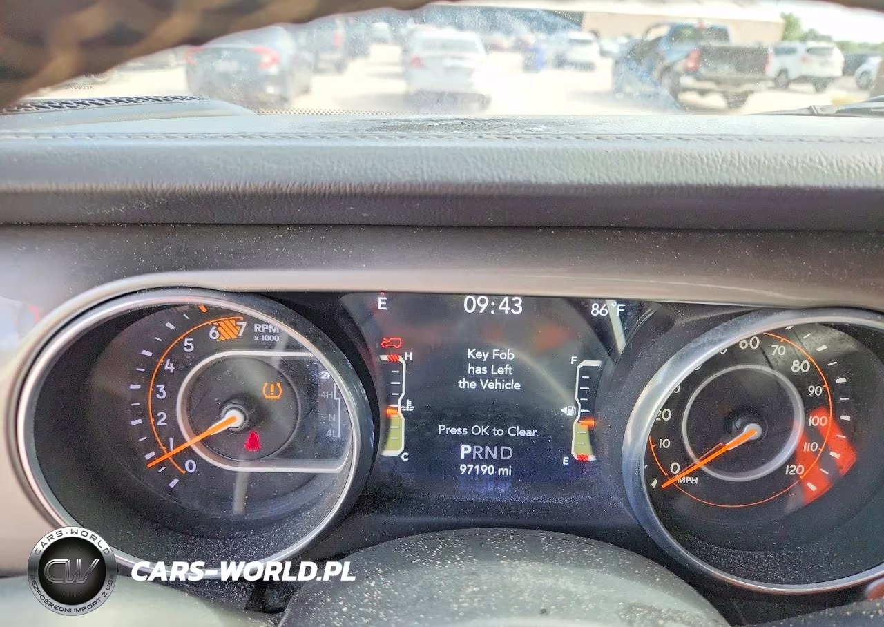 2019 Jeep Wrangler Unlimited Sahara VIN:1C4HJXEN8KW511307 - 9