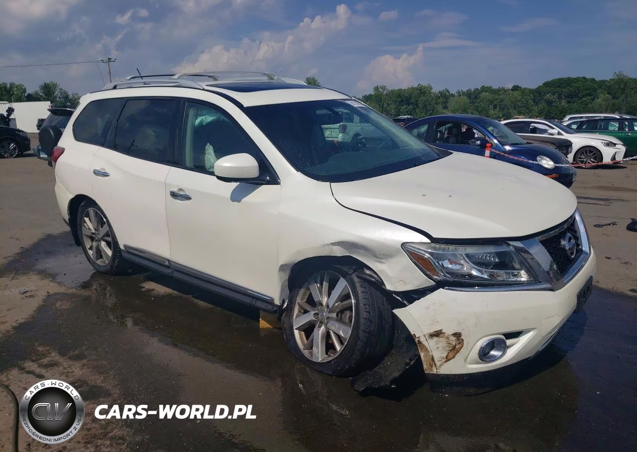 2015 Nissan Pathfinder Platinum VIN:5N1AR2MM5FC632465 - 4