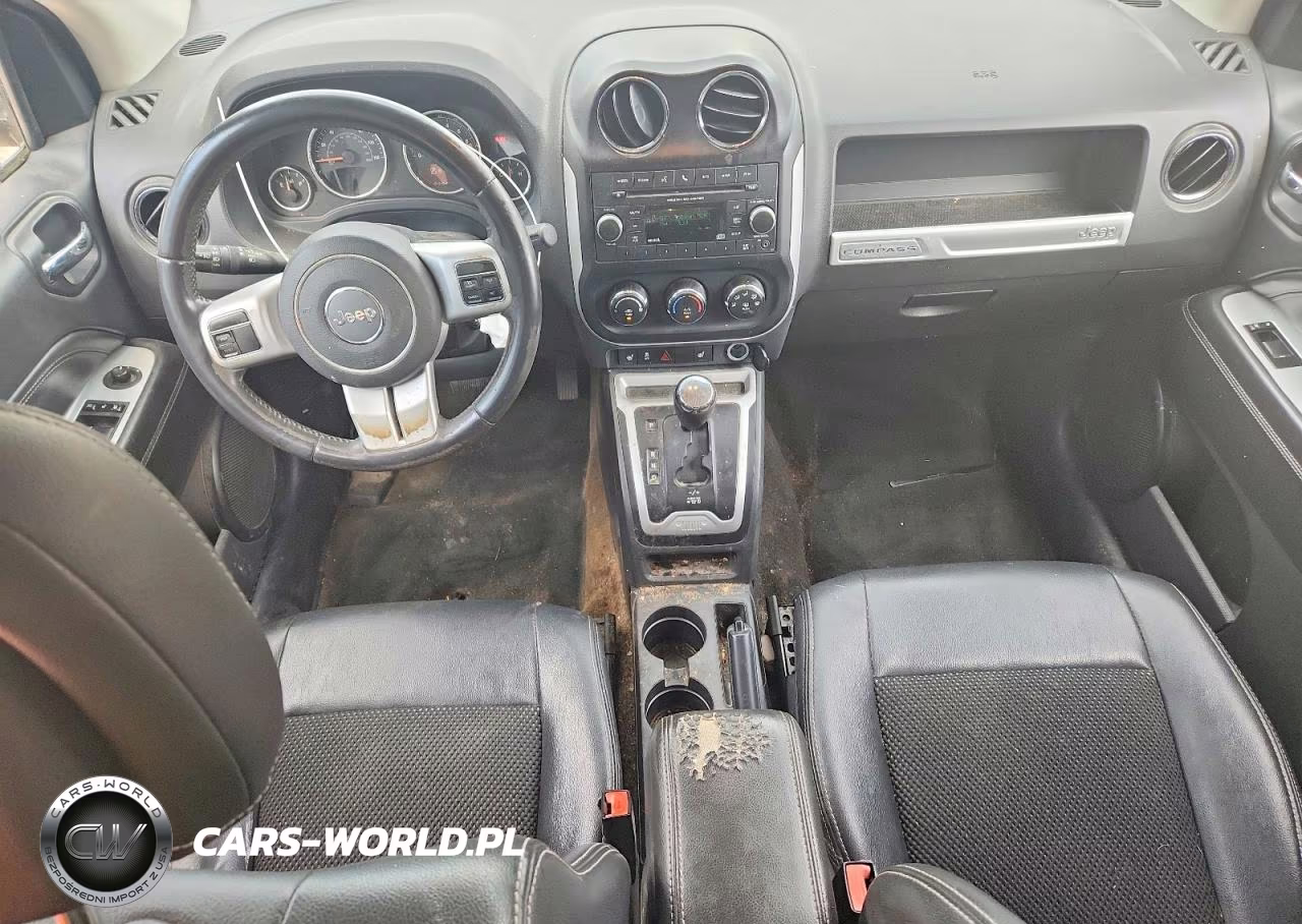 2016 Jeep Compass Latitude VIN:1C4NJDEB9GD757731 - 8