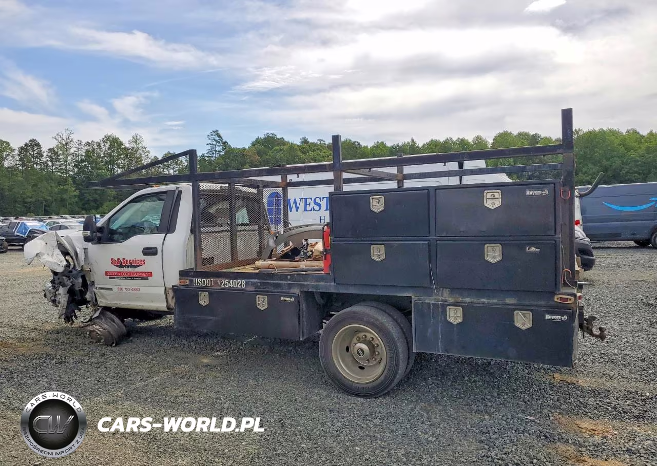 2019 Ford F450 Super Duty VIN:1FDUF4GT3KEG63913 - 2