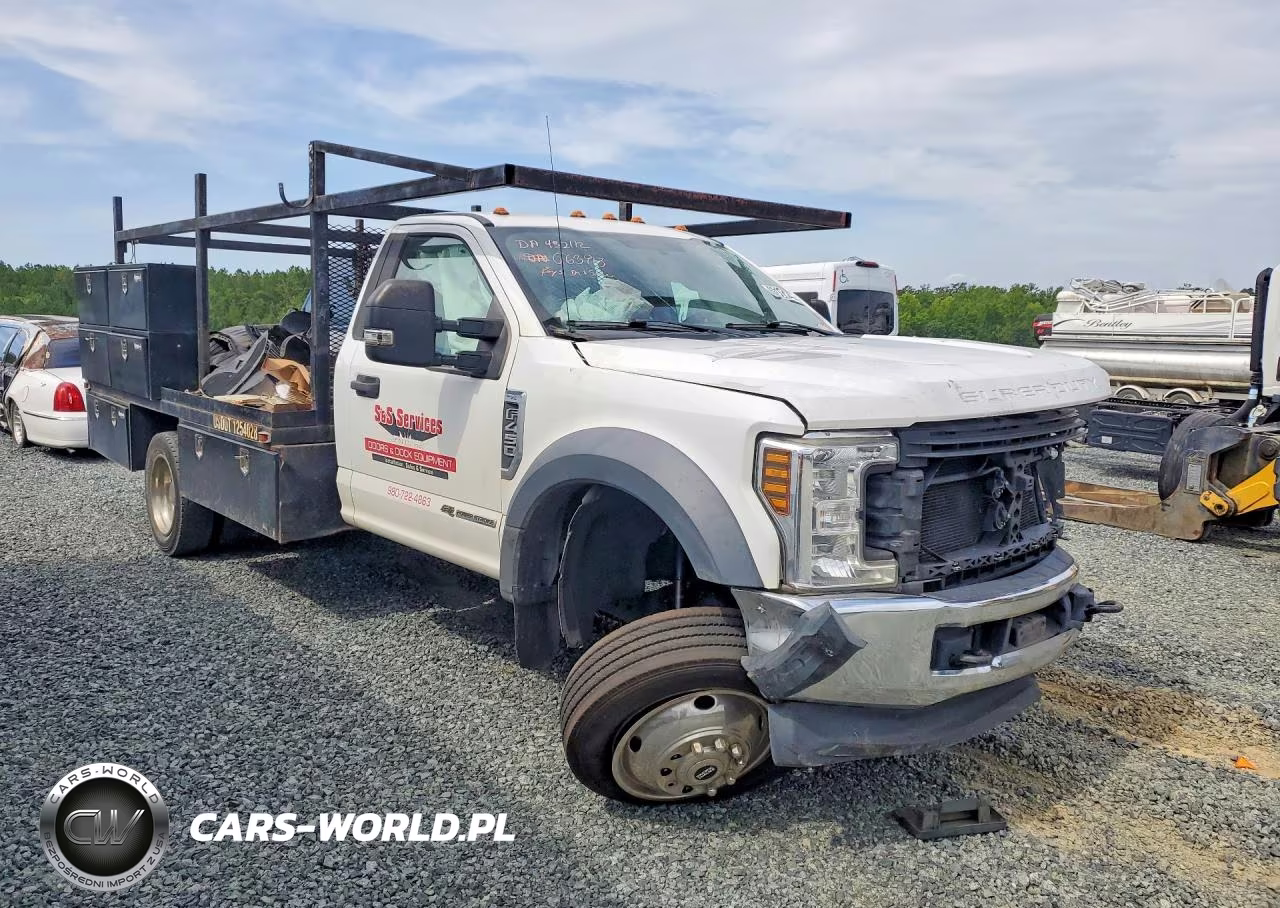 2019 Ford F450 Super Duty VIN:1FDUF4GT3KEG63913 - 4