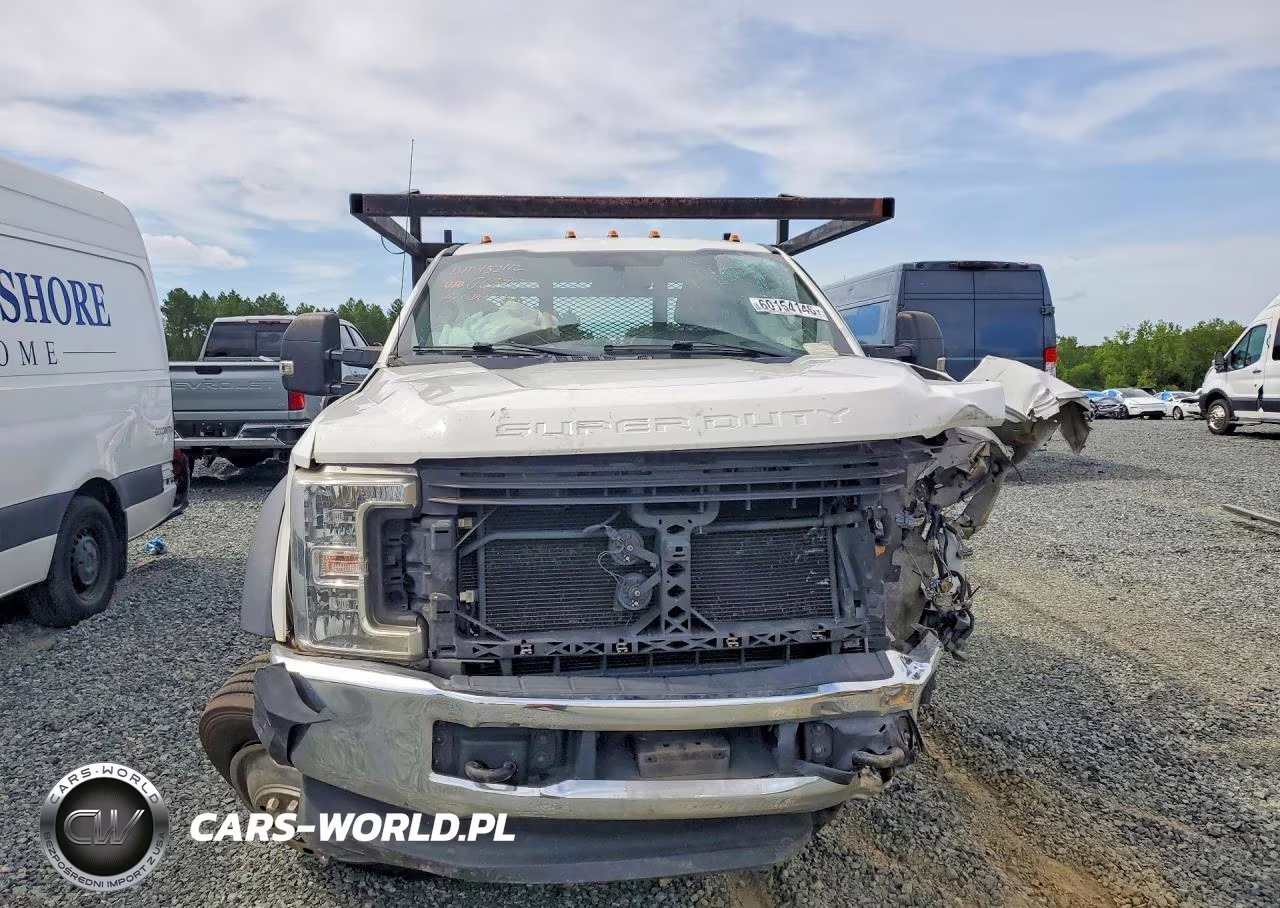 2019 Ford F450 Super Duty VIN:1FDUF4GT3KEG63913 - 5