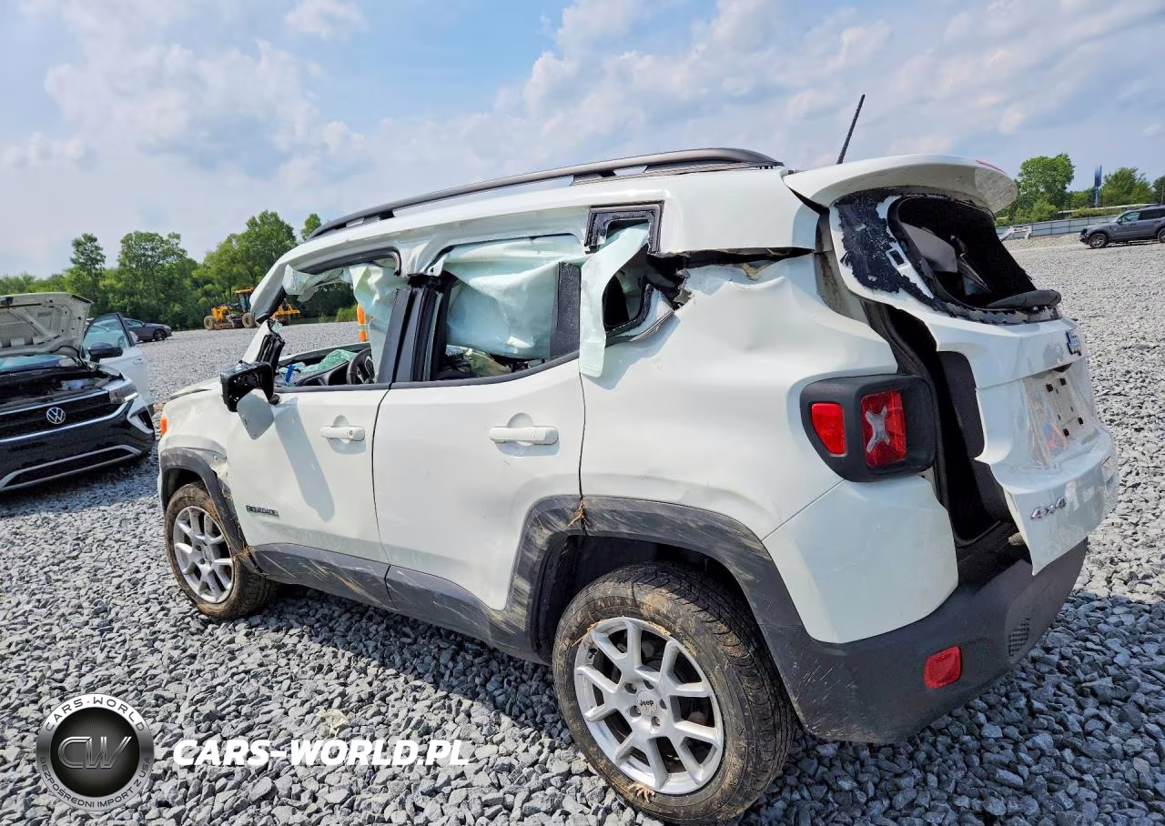 2023 Jeep Renegade Latitude VIN:ZACNJDB17PPP14998 - 2