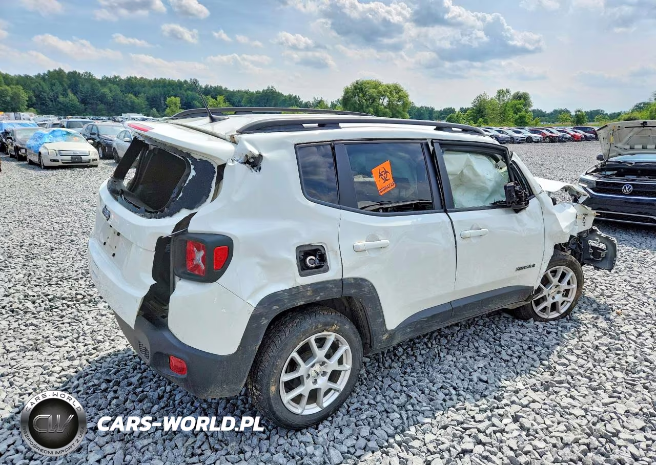 2023 Jeep Renegade Latitude VIN:ZACNJDB17PPP14998 - 3