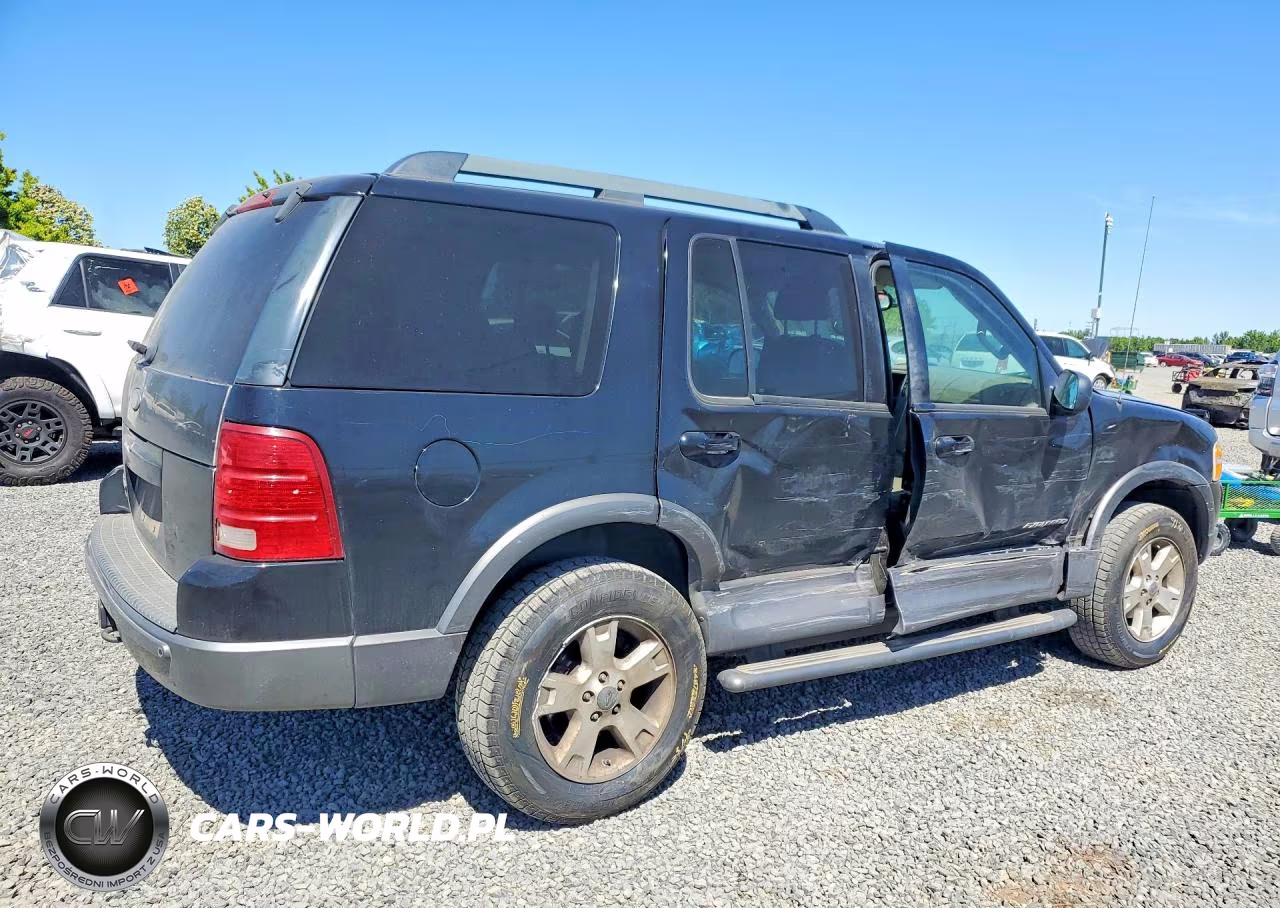 2005 Ford Explorer Xlt-Xlt Sport-Nbx VIN:1FMZU73K15UB70364 - 3
