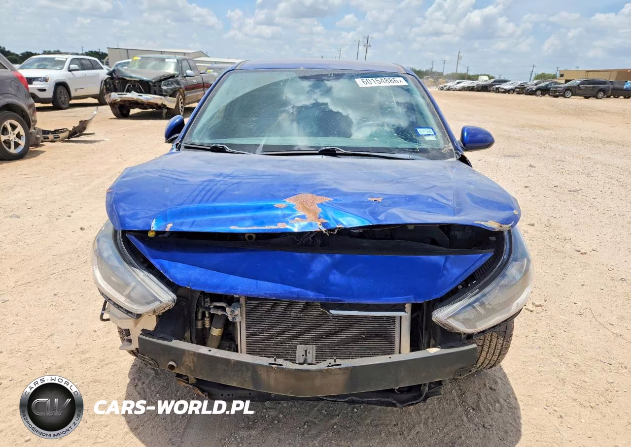 2019 Hyundai Accent Se VIN:3KPC24A3XKE085818 - 5