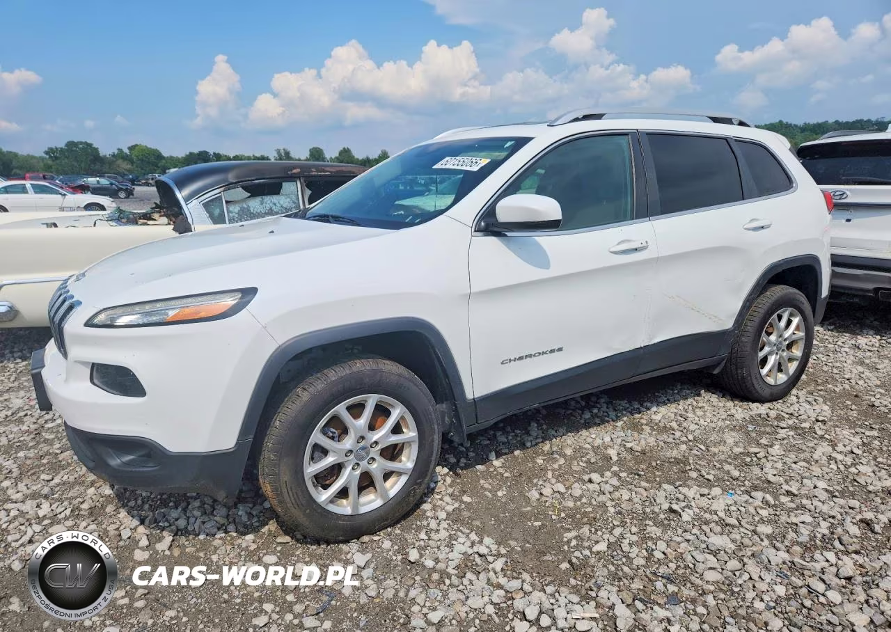 2016 Jeep Cherokee Latitude – zdjęcie 1 z 12