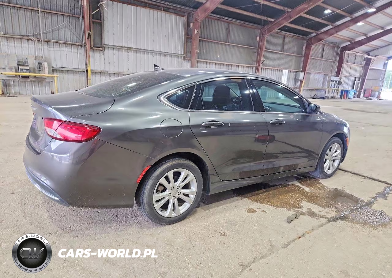 2015 Chrysler 200 Limited VIN:1C3CCCAB8FN749439 - 3