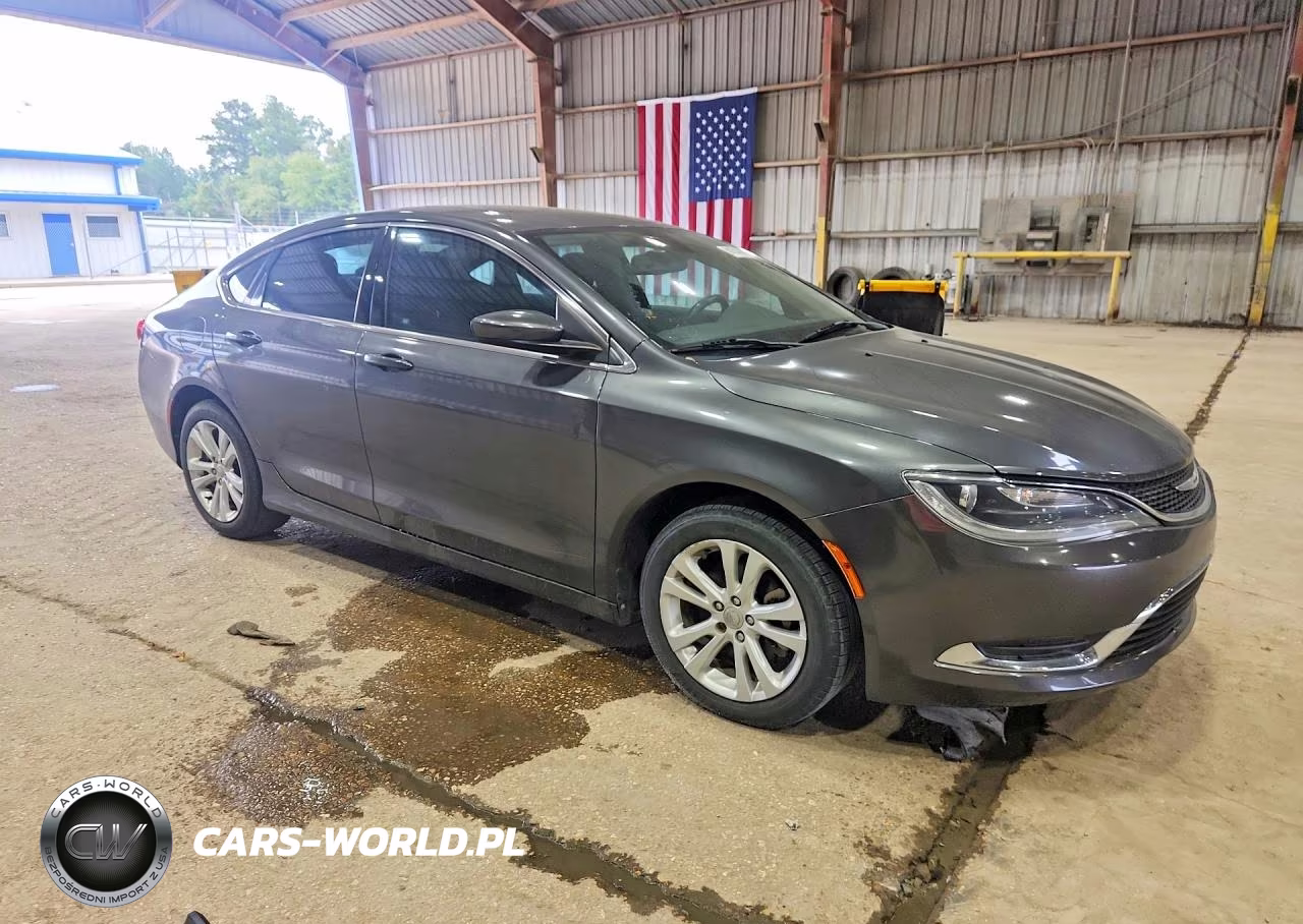 2015 Chrysler 200 Limited VIN:1C3CCCAB8FN749439 - 4