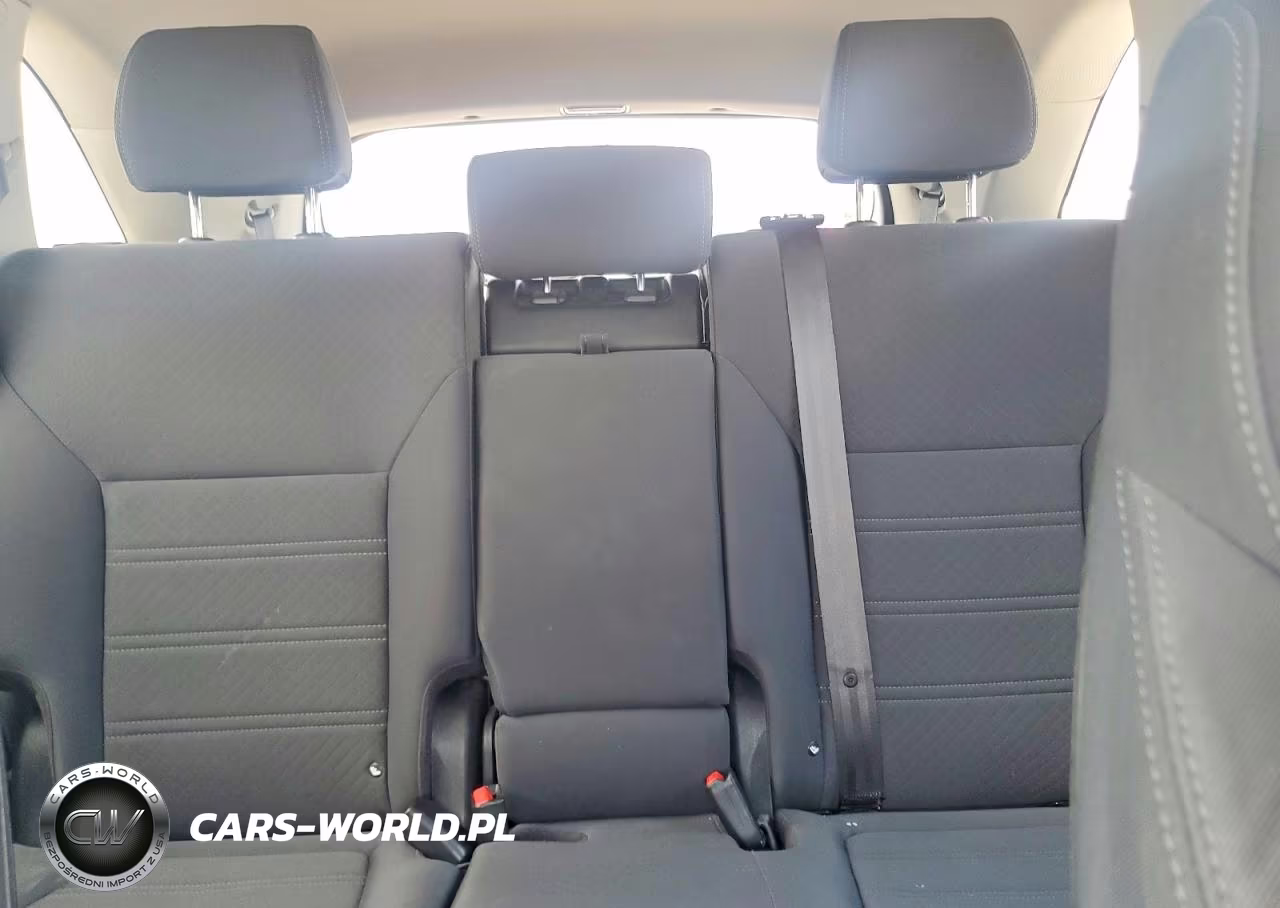 2018 Kia Sorento Lx V6 VIN:5XYPGDA5XJG414426 - 10