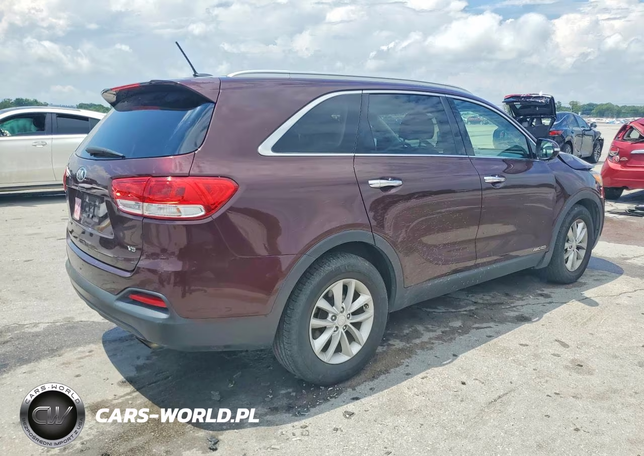 2018 Kia Sorento Lx V6 VIN:5XYPGDA5XJG414426 - 3