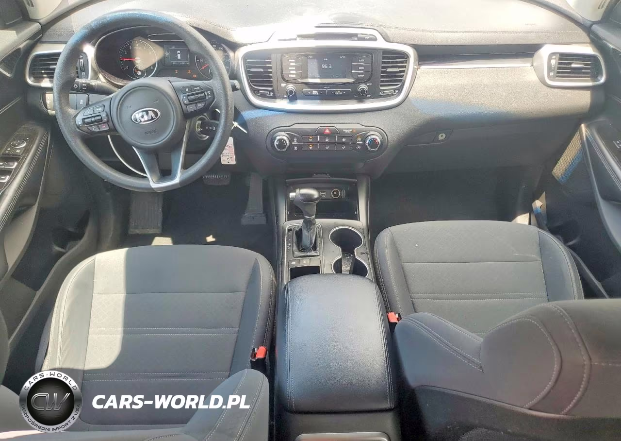 2018 Kia Sorento Lx V6 VIN:5XYPGDA5XJG414426 - 8
