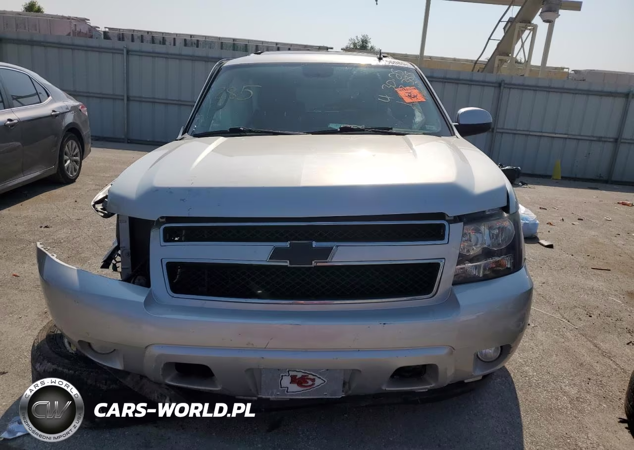 2010 Chevrolet Tahoe K1500 Lt VIN:1GNUKBE07AR125954 - 5