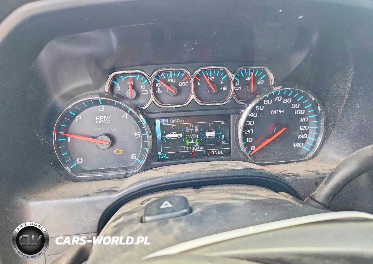 2018 Chevrolet Silverado K1500 Lt VIN:3GCUKREC3JG345524 - 9