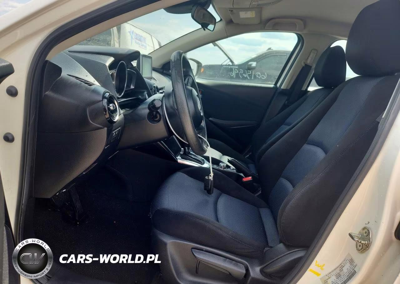 2017 Toyota Yaris Ia Base VIN:3MYDLBYV6HY166952 - 7
