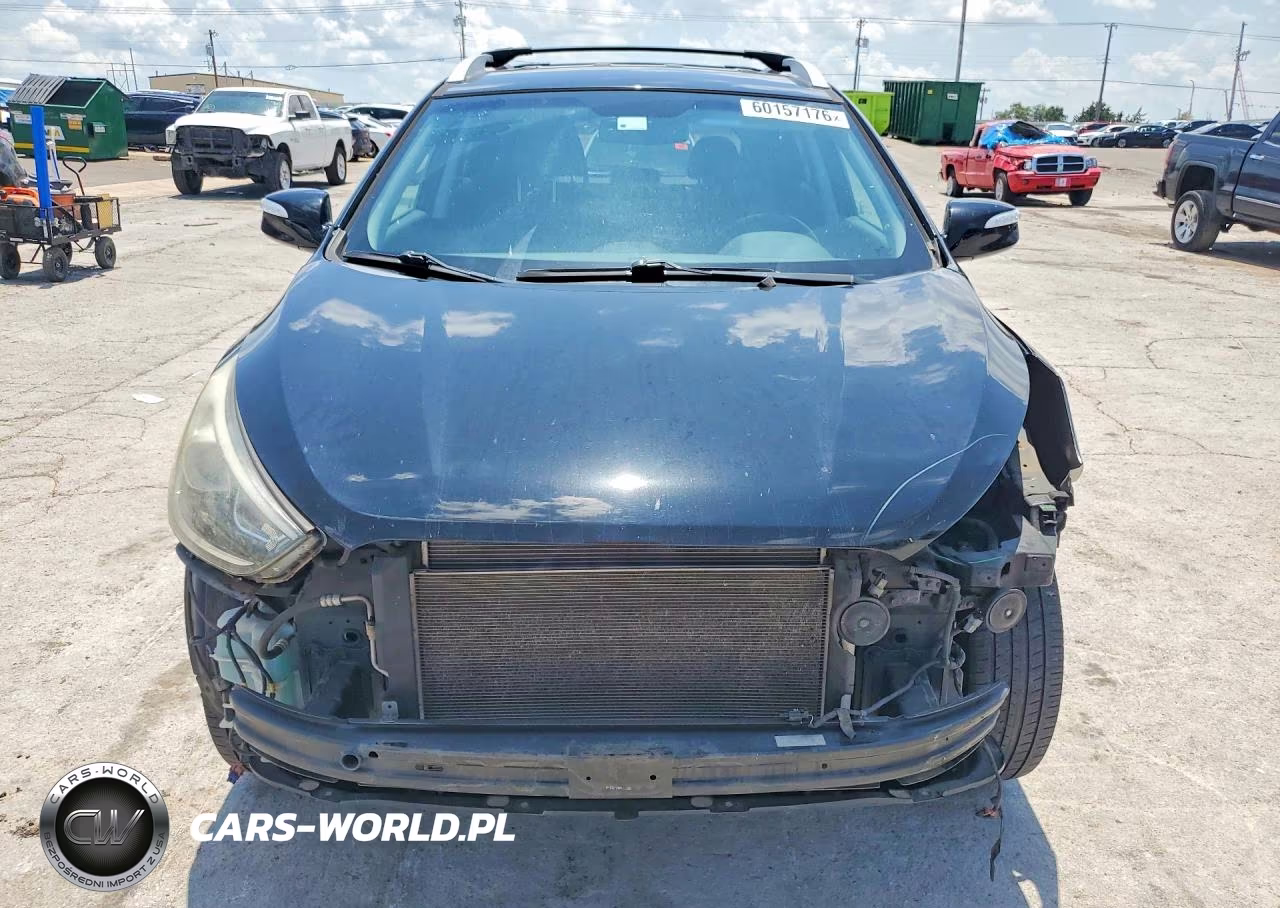2014 Hyundai Tucson The Walking Dead Edition VIN:KM8JUCAG3EU936180 - 5