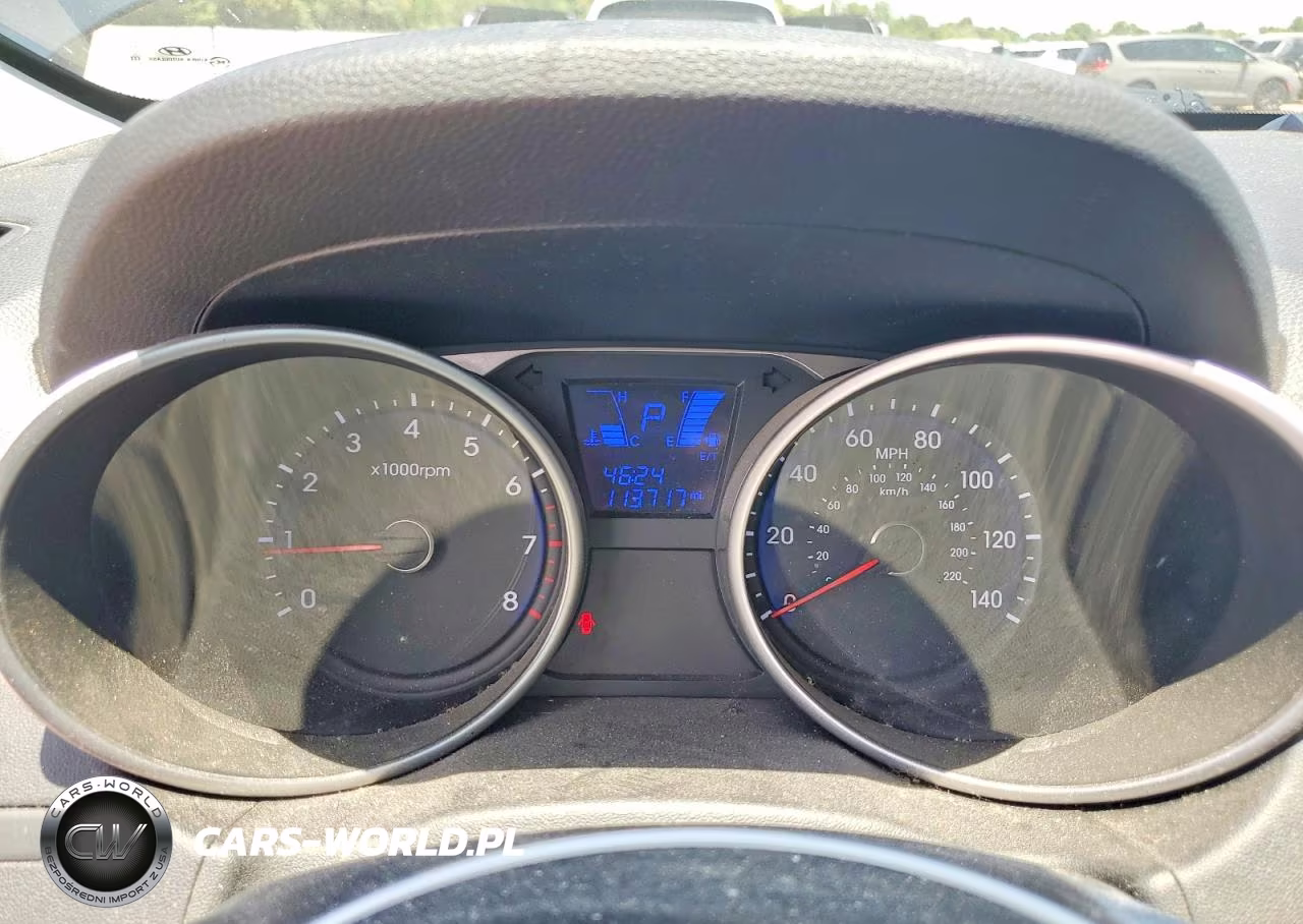 2014 Hyundai Tucson The Walking Dead Edition VIN:KM8JUCAG3EU936180 - 9