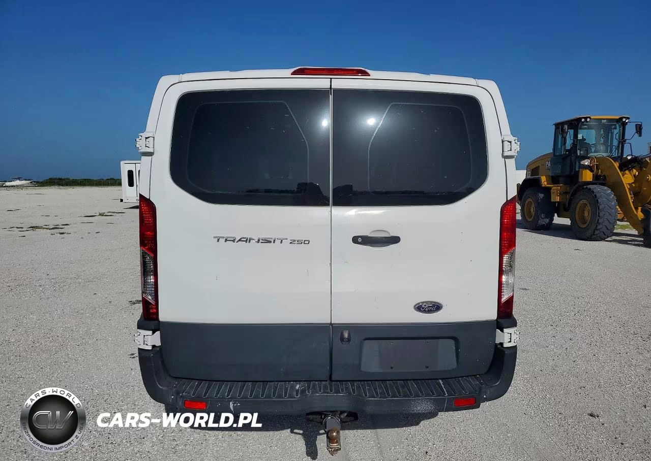 2018 Ford Transit T-250 VIN:1FTYR1ZM9JKA22038 - 6
